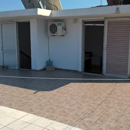 Beachhouse Nei *