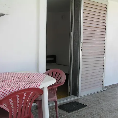 Beachhouse Nei בית נופש *